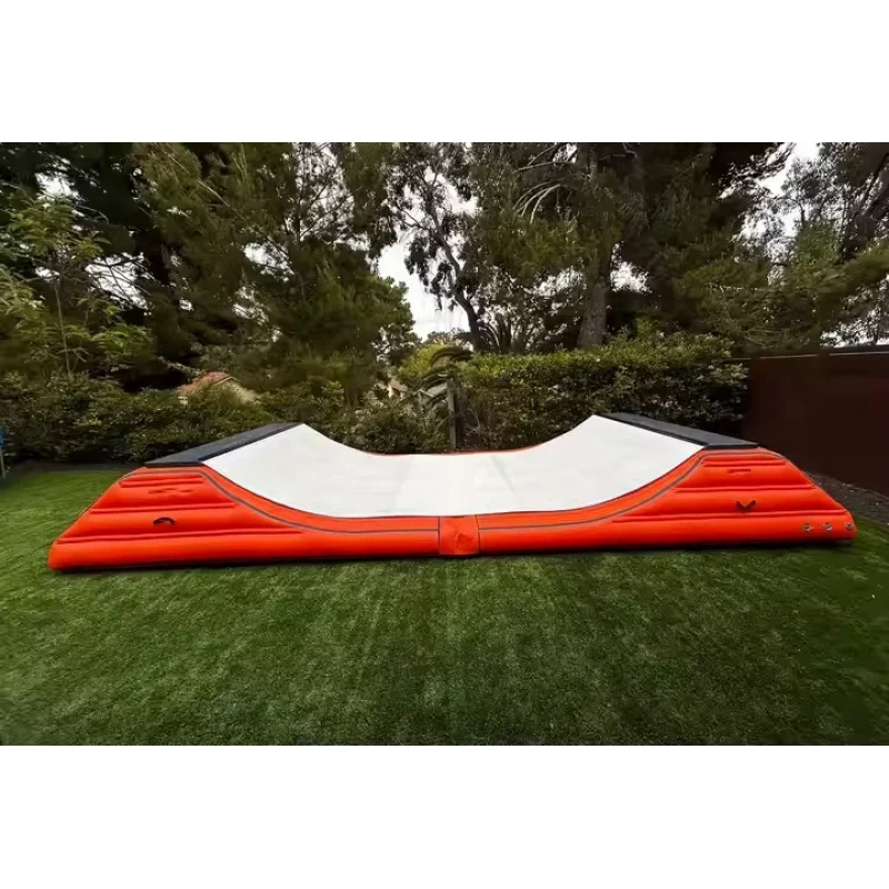 Factory Inflatable U-Board Ram - Sports Equipment Rental のレビューと価格