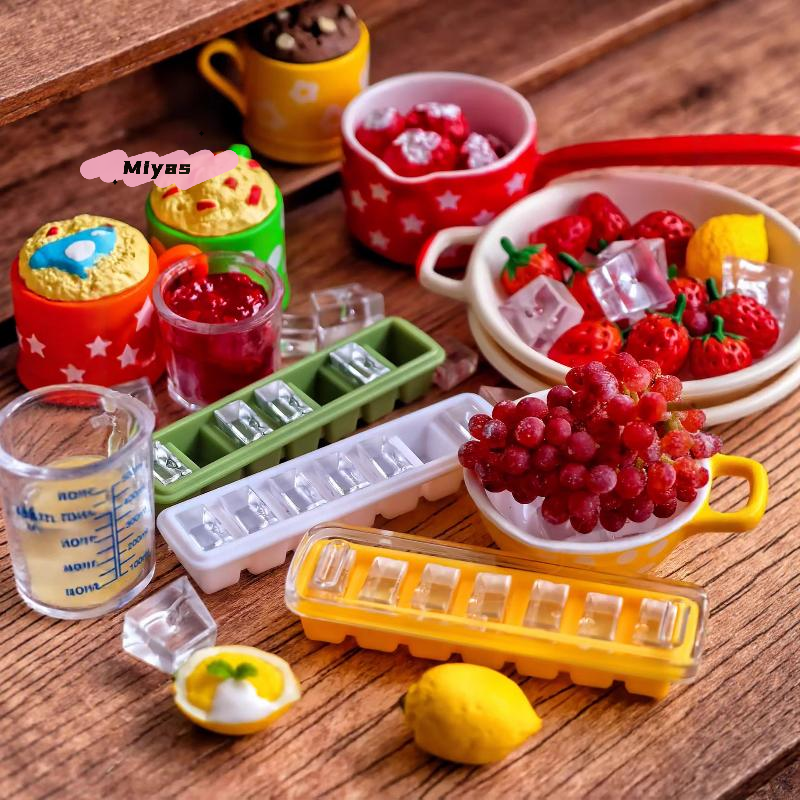 2Pcs Miniature Dollhouse Ice C - Sports Equipment Cabinet のレビューと価格